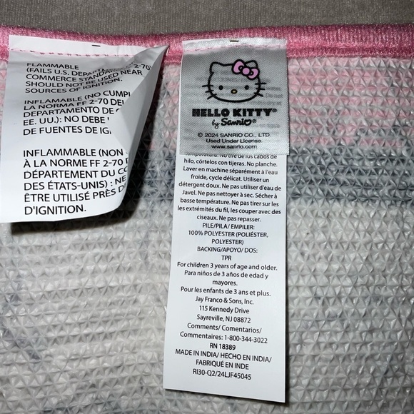 Hello Kitty bath rug ¡New! - Picture 5 of 5